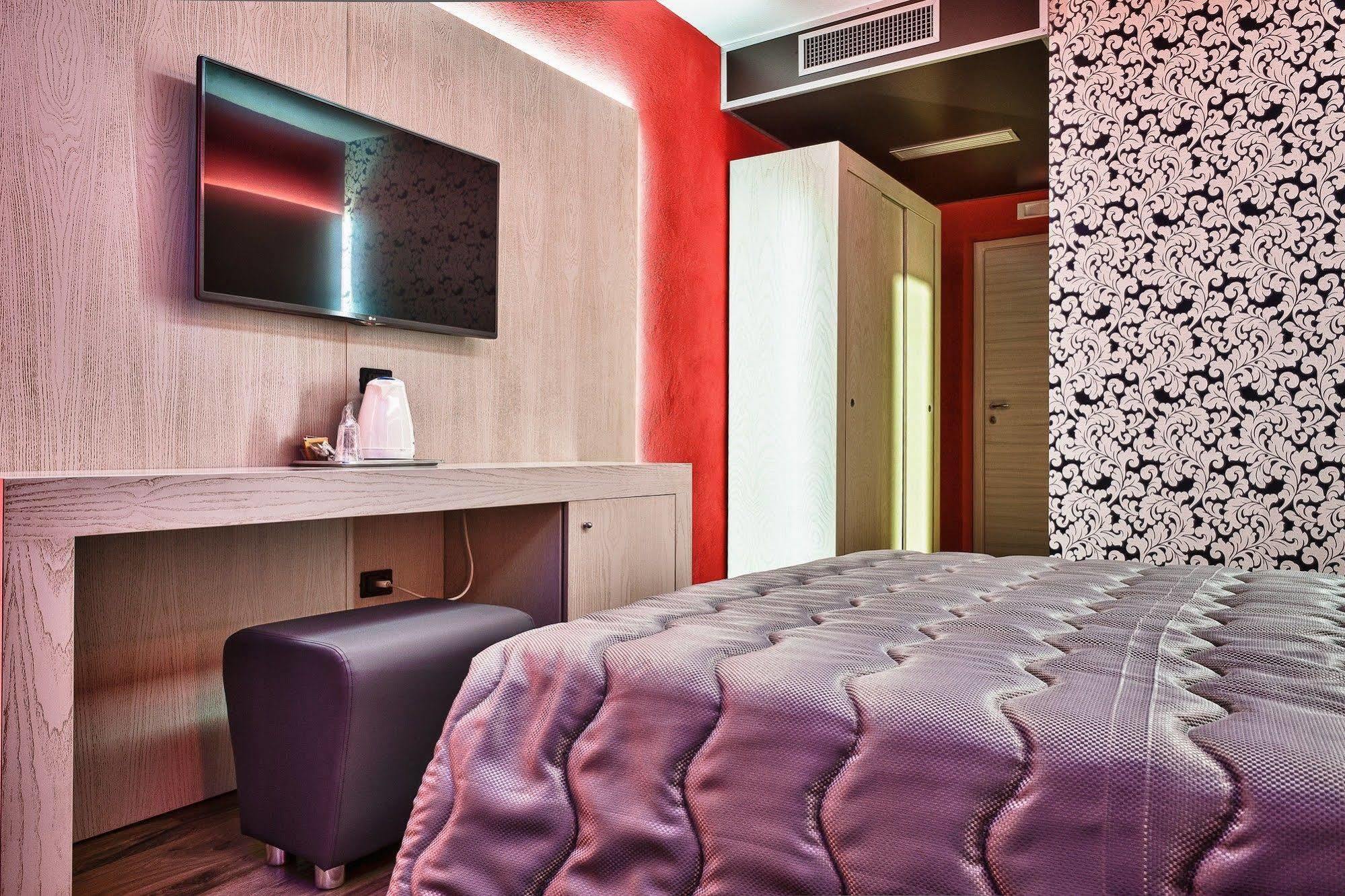 Hotel Angioino & Spa 3*